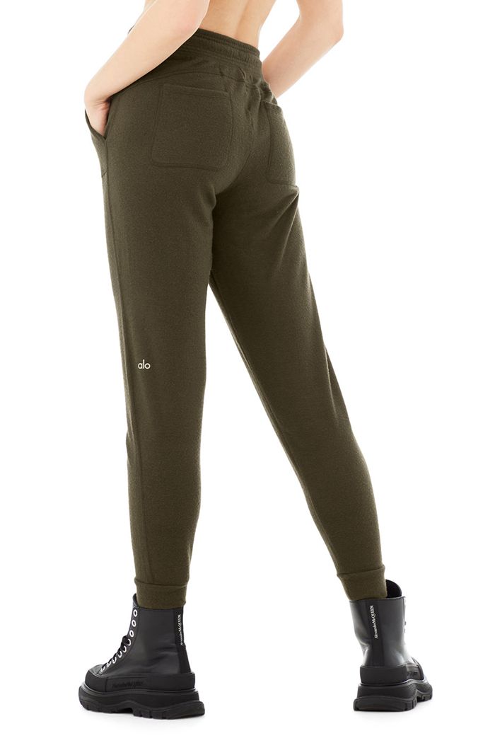Alo Yoga Soho Sweat Byxor Dam Mörkolivgröna | 3074152-PX