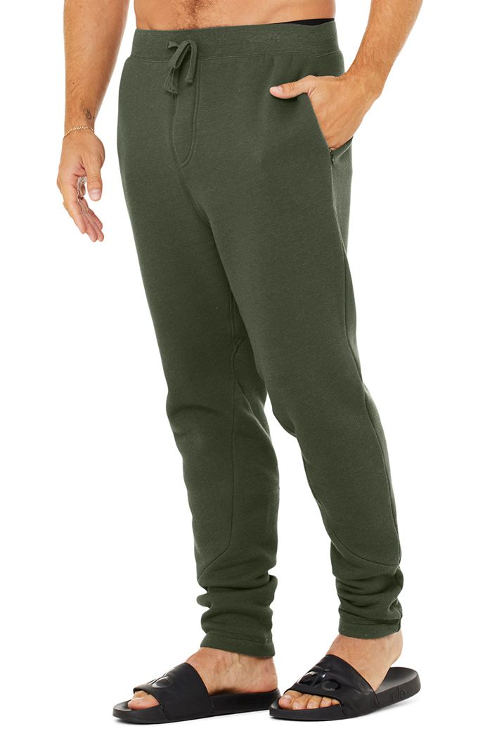 Alo Yoga The Triumph Sweat Byxor Herr Mörkgröna | 1748652-VA